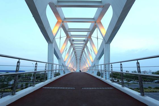 ভারী ট্রাফিকের জন্য ঢালাই ইস্পাত বক্স গিয়ার ব্রিজ দীর্ঘ স্প্যান কম রক্ষণাবেক্ষণ